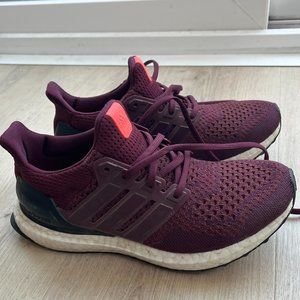 Adidas Ultraboost DNA Sneaker in Maroon - Women's 7 / Kids 5.5